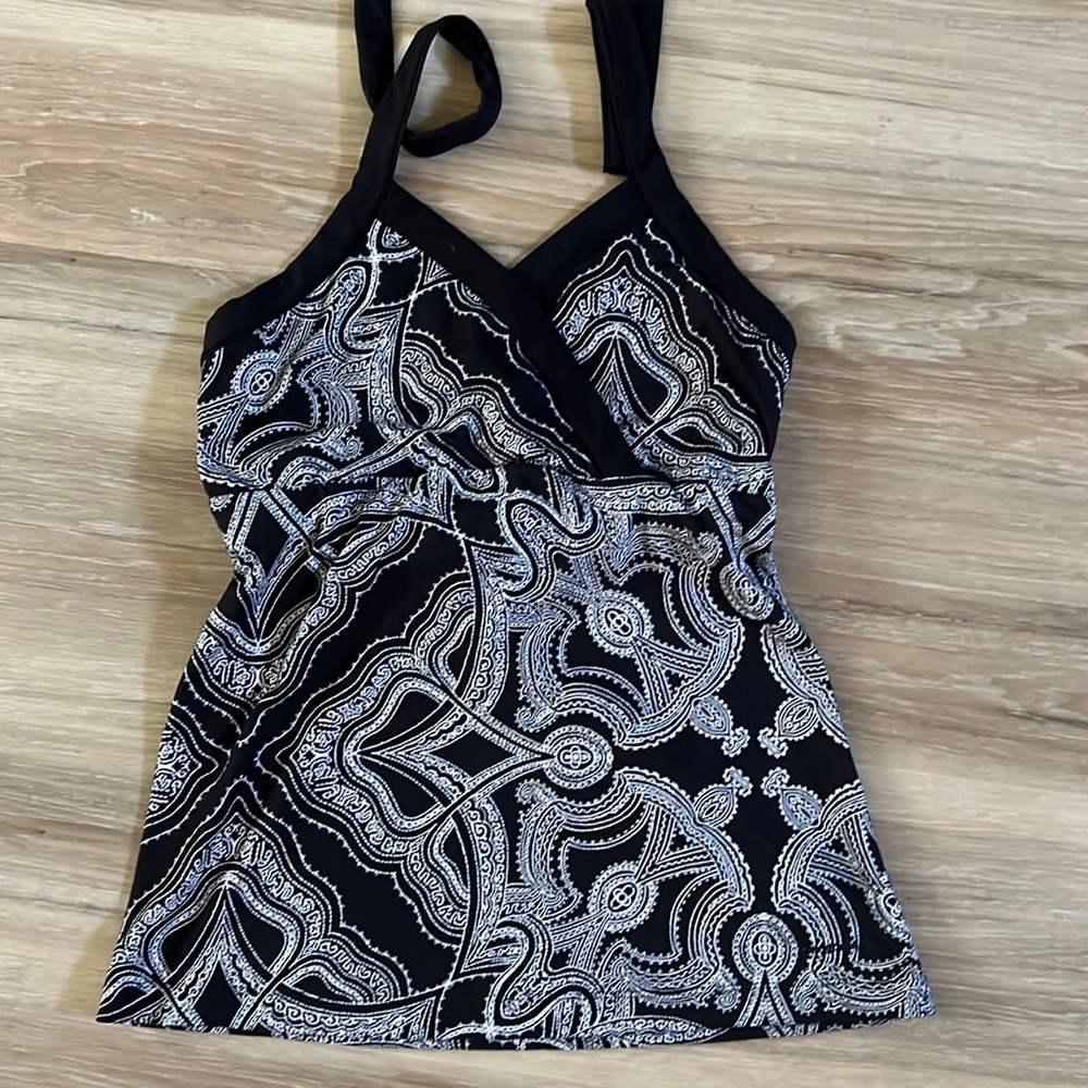 Patagonia Pinback Black & White Halter Top